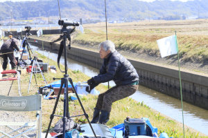 �����E���ۋ�